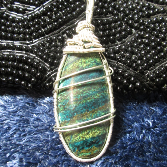 *SOLD in Earth Enigma Auctions* - Picture 2 of 7